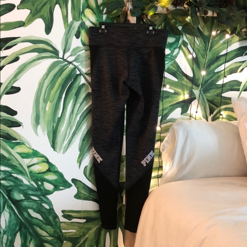 PINK reversible leggings. - Picture 2 of 5
